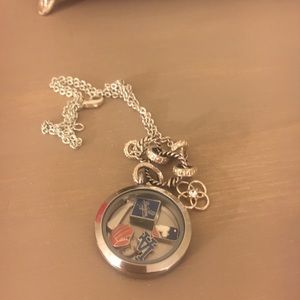 Origami Owl Dodgers charms and necklace